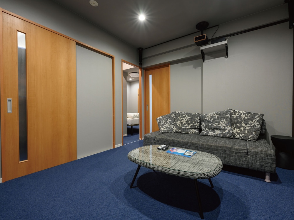 スイートコンド 禁煙 客室5 | 刻の宿 那覇 by サンレストリゾート