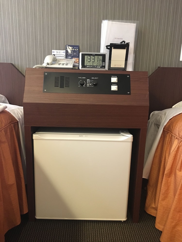 禁煙ツインルーム TA12N 線路反対側 客室の設備とサービス1 | ホテル サン シティ池袋