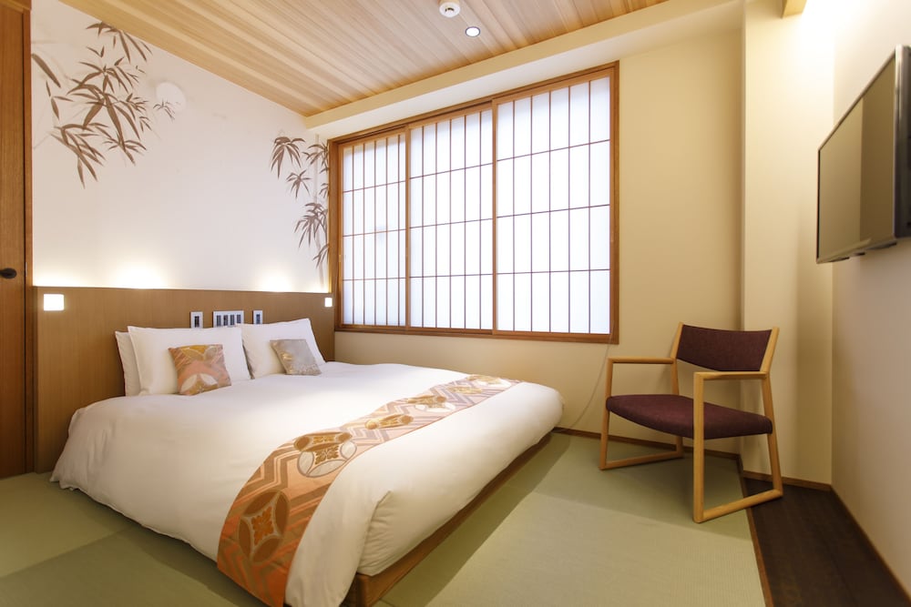 デラックスクイーンルーム (シャワー付き) 禁煙 客室3 | ぎおん美先 古門前