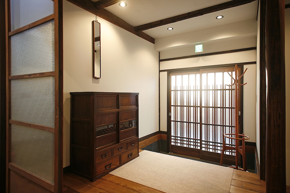 フロント1 | HANARé 京都