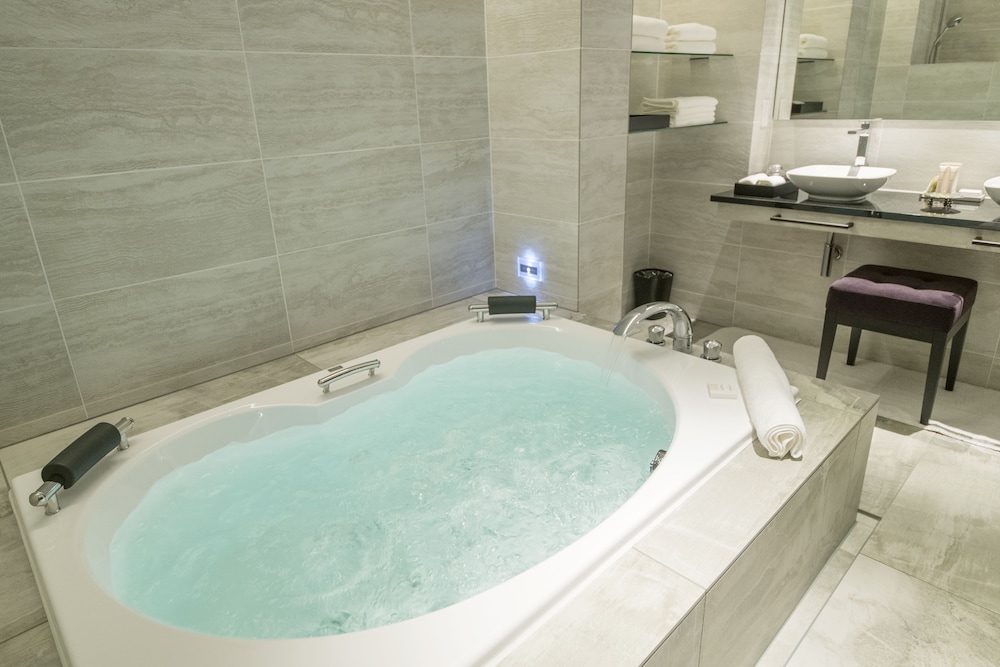 プレミア 2 深めの浴槽0 | ART MON ZEN KYOTO