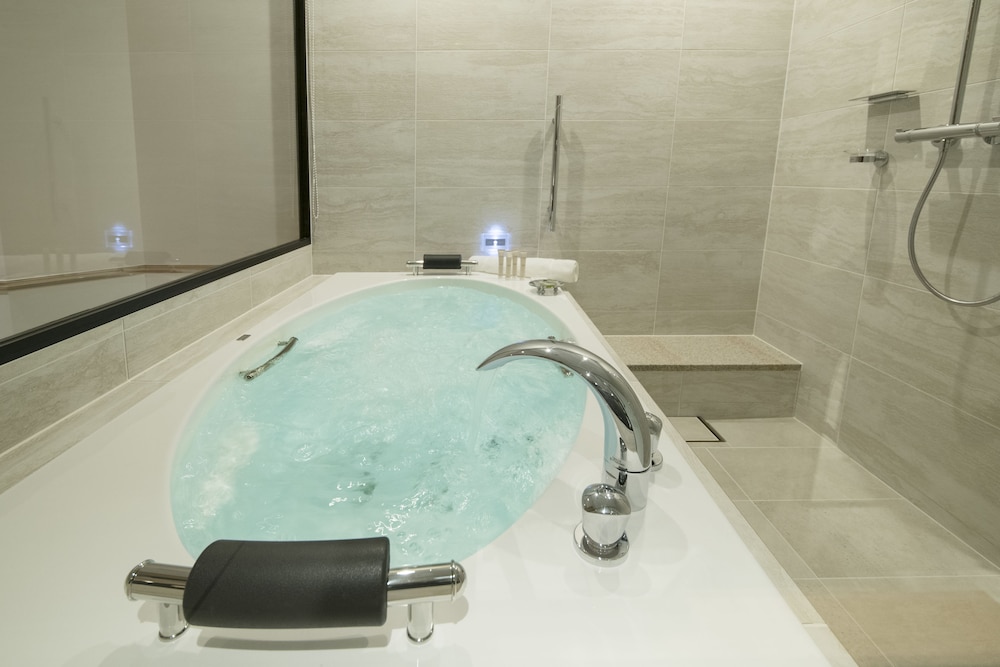 エグゼクティブ 深めの浴槽0 | ART MON ZEN KYOTO