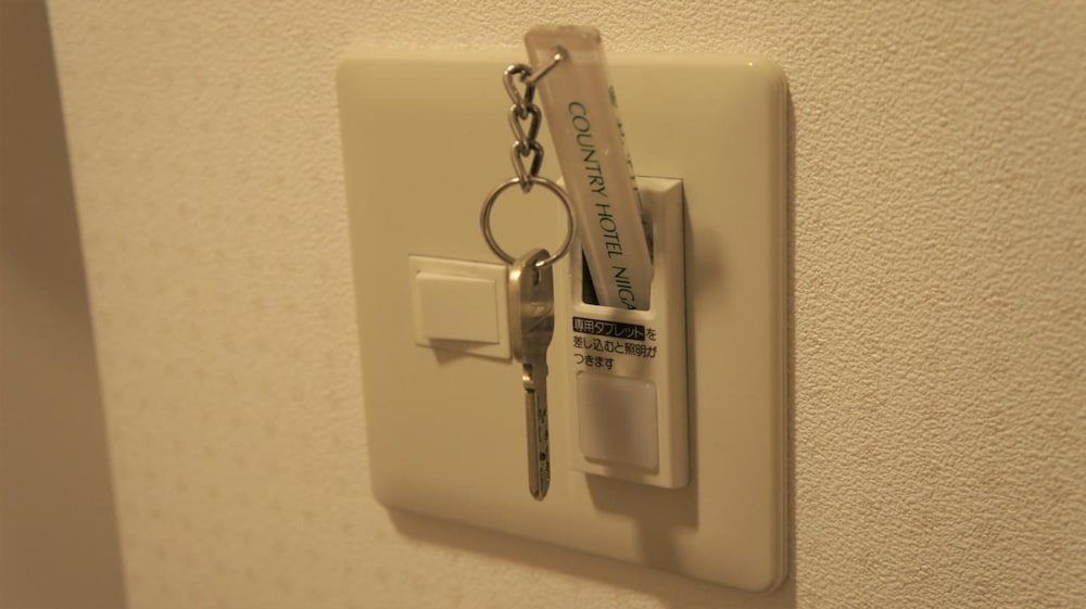 セミダブルルーム 禁煙 客室の設備とサービス1 | カントリー ホテル 新潟