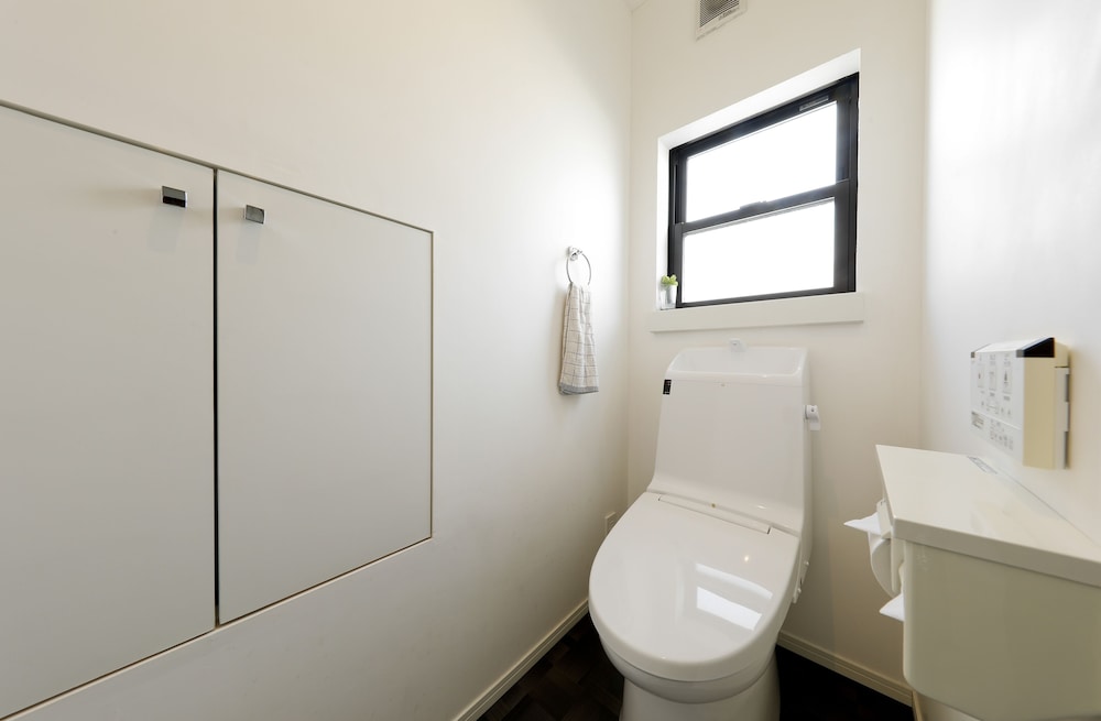 一棟貸し バスルーム1 | 暖炉之宿コンセプトハウス星田