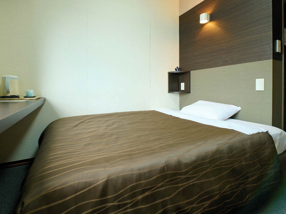 セミダブルルーム　禁煙 客室2 | ホテル盛松館