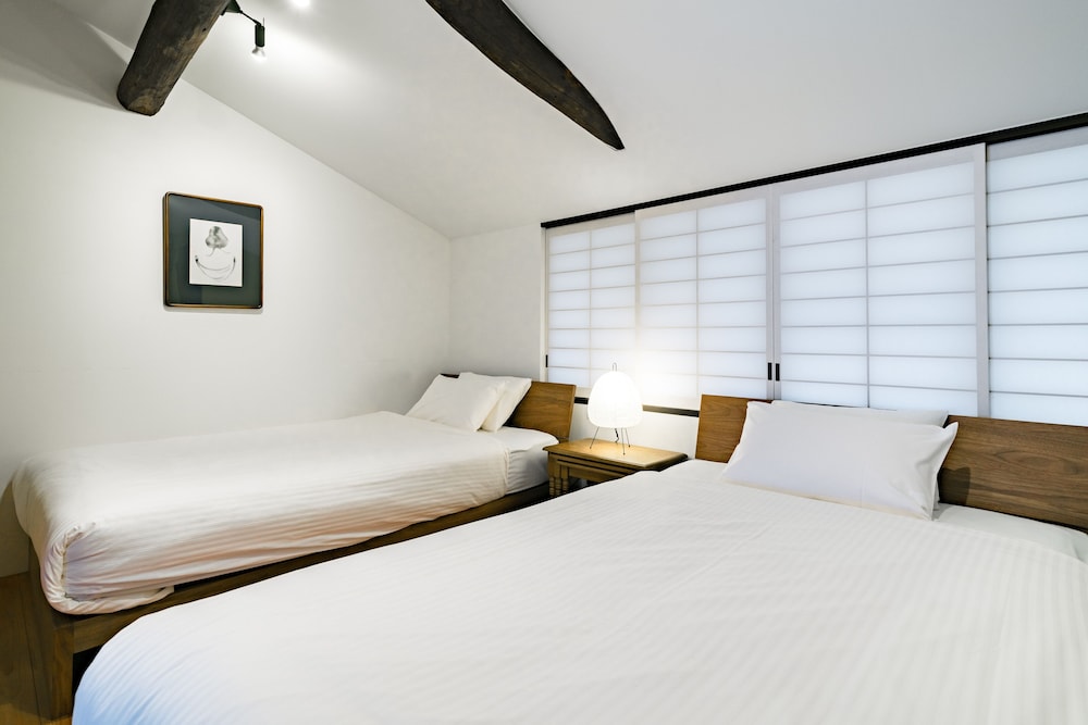 [琵琶] 2階建て京町家スイート 露天風呂付 禁煙 客室2 | Kyoto Machiya 福音