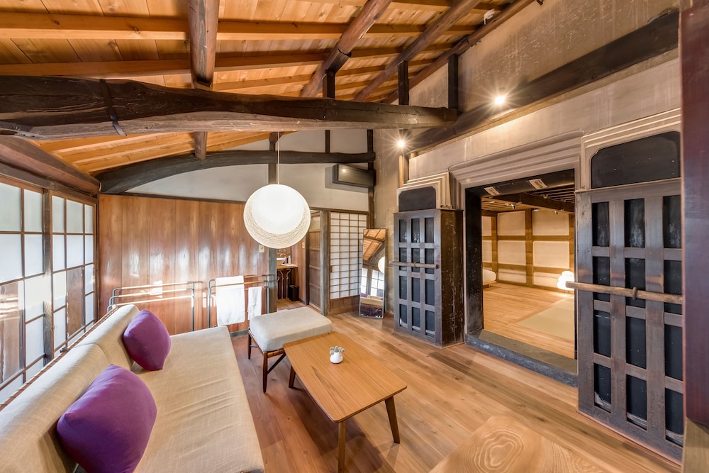 VMGプレミア 客室2 | 佐原商家町ホテルNIPPONIA