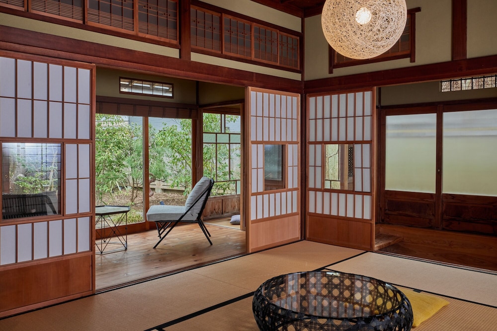 VMGスイート 客室1 | 佐原商家町ホテルNIPPONIA