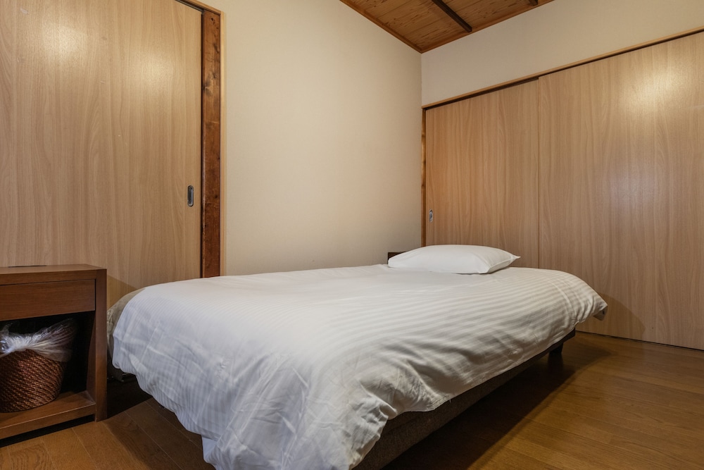 Shiki Homes | HIKARI 光 リビング エリア2 | Shiki Homes 光