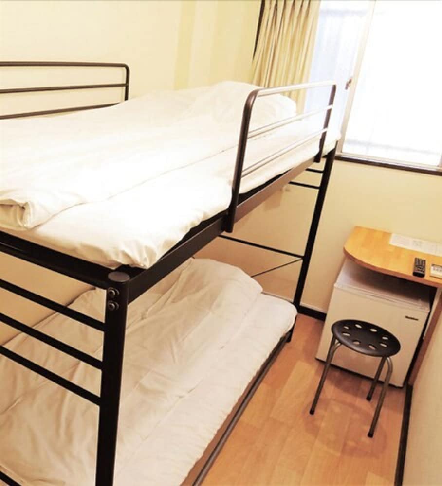 ベーシック デュープレックス 客室1 | ホテル ラッキー