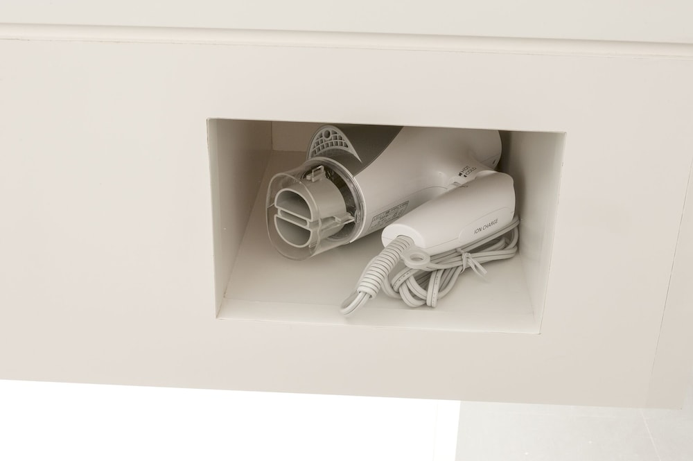 スタンダード ダブルルーム バスルーム1 | & AND HOSTEL AKIHABARA