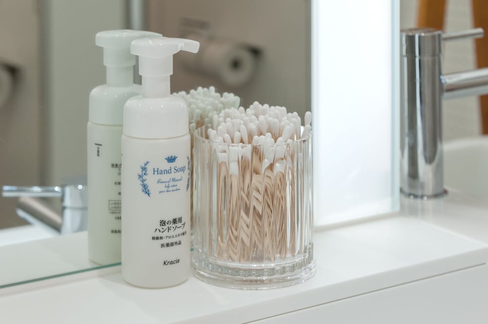 スタンダード ダブルルーム バスルーム2 | & AND HOSTEL AKIHABARA