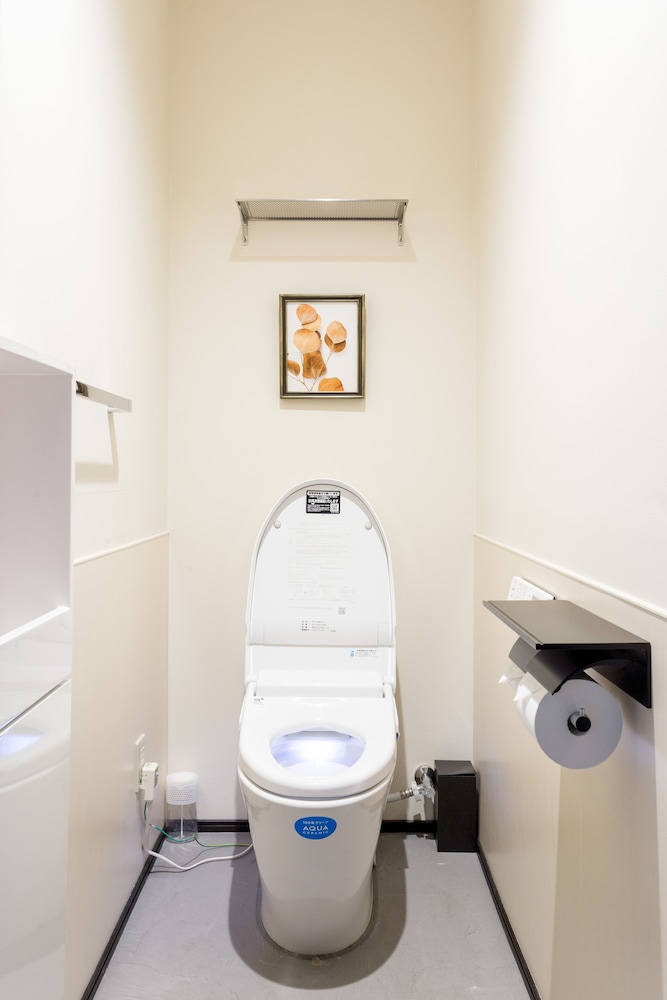 ミニルーム バスルーム0 | ホテル マテリアル