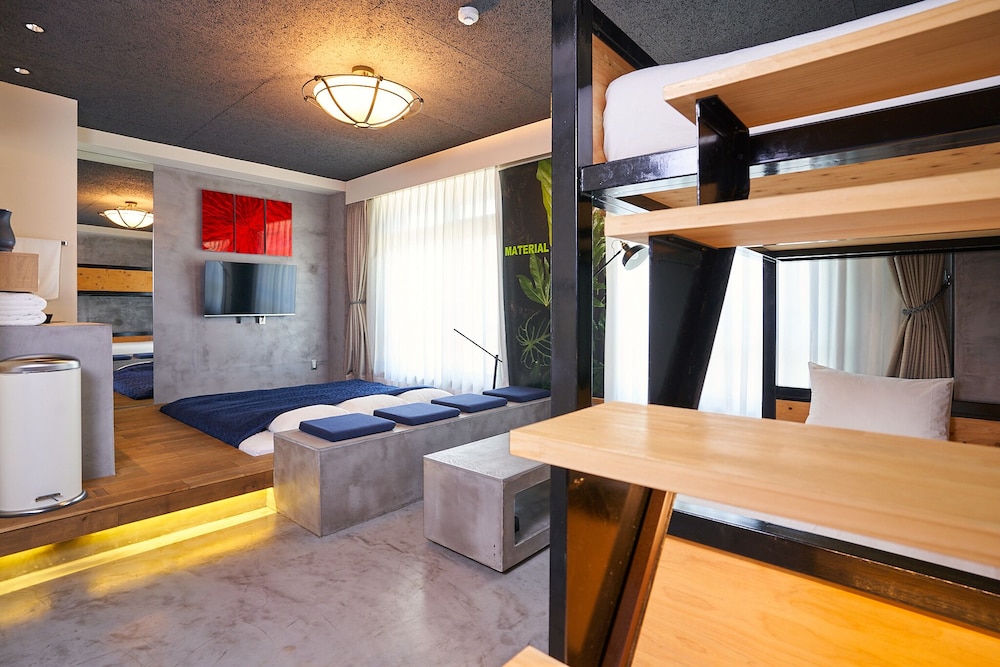 コンフォート 4 人部屋 客室6 | ホテル マテリアル