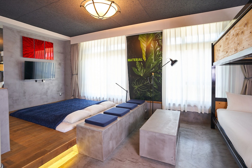 コンフォート 4 人部屋 客室4 | ホテル マテリアル