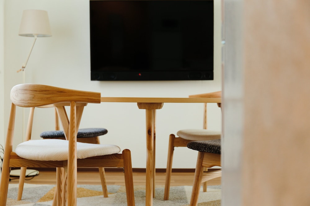 デラックス ツインルーム 簡易キッチン 客室内のダイニングエリア0 | ホテル ポットマム