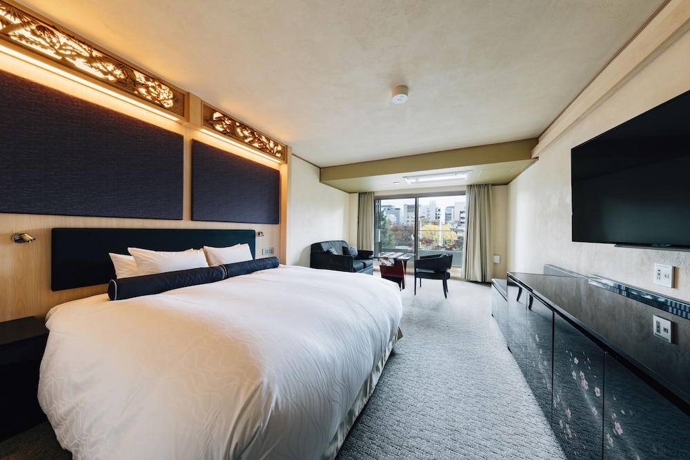 デラックス ダブルルーム リバービュー | ホテル アルザ京都