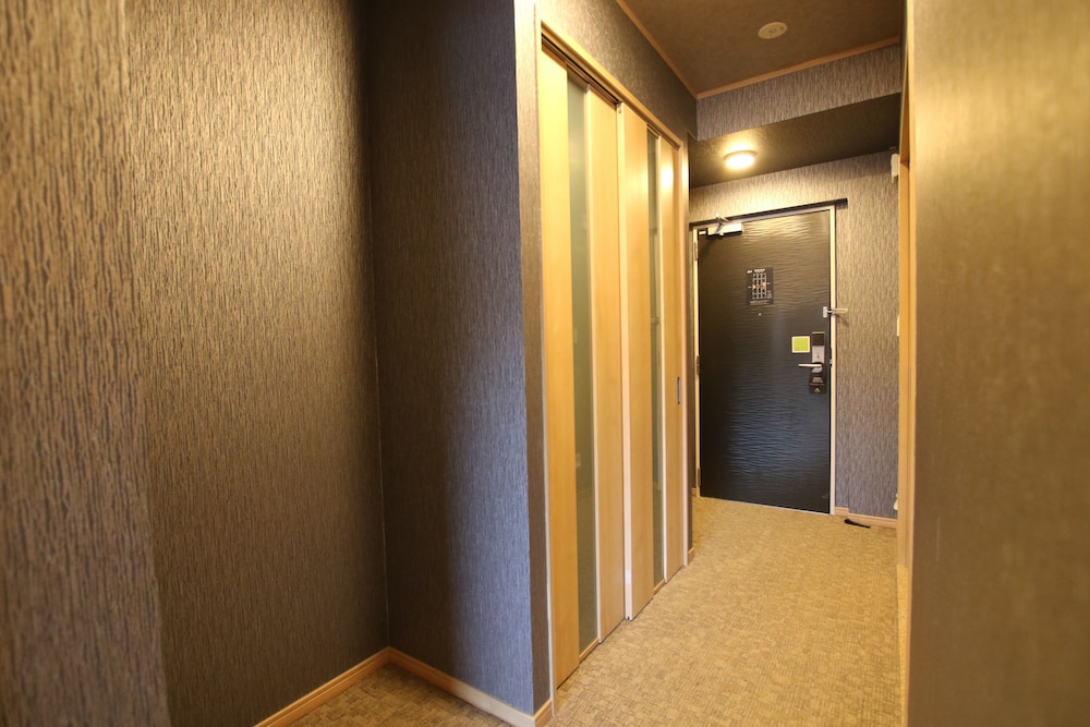 スーペリアダブル シティービュー 客室2 | ホテル アルザ京都