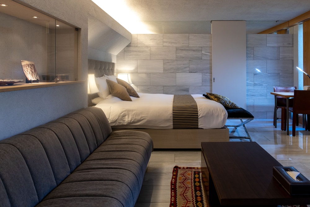 ラグジュアリー スイート 客室22 | 式音庵 祇園白川