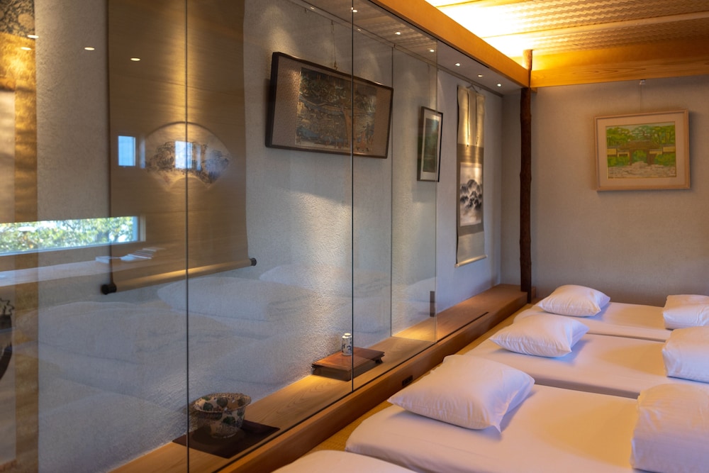 ラグジュアリー スイート 客室6 | 式音庵 祇園白川