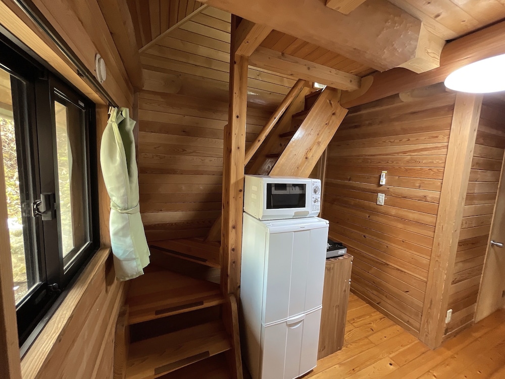 ホリデーホーム(こうめ) 客室2 | 蔵迫温泉さくら