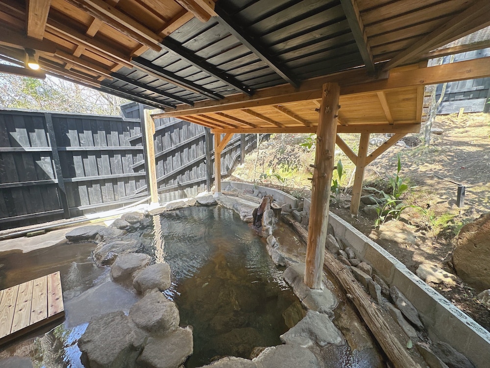 コテージ 温泉露天風呂付き りんどう バスルーム0 | 蔵迫温泉さくら