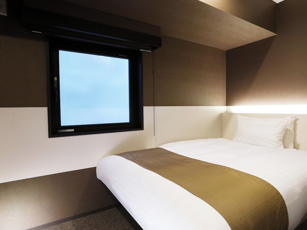 [全室禁煙]セミダブル 12sqm ベッド幅140cm 客室2 | ホテルウィングインターナショナルセレクト上野・御徒町
