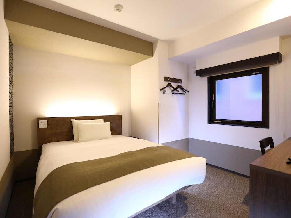 [全室禁煙]デラックスダブル 15sqm ベッド幅140cm | ホテルウィングインターナショナルセレクト上野・御徒町