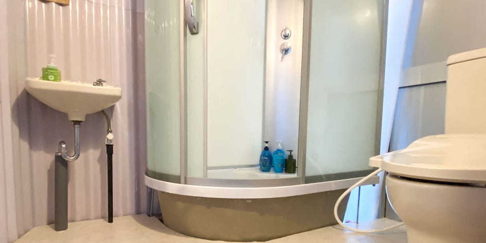 ベーシック ツインルーム 禁煙 (1-3 people /Baritone) バスルーム0 | フォルテ