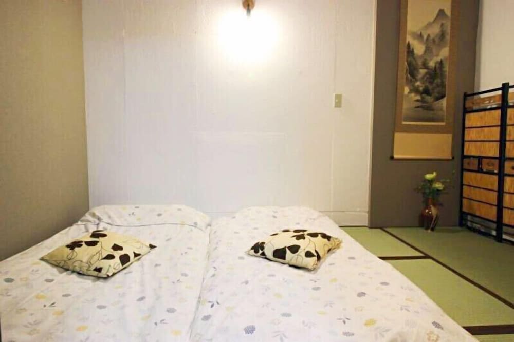 I スタンダード　ファミリールーム 和室 客室の設備とサービス0 | 中山ゲストハウス