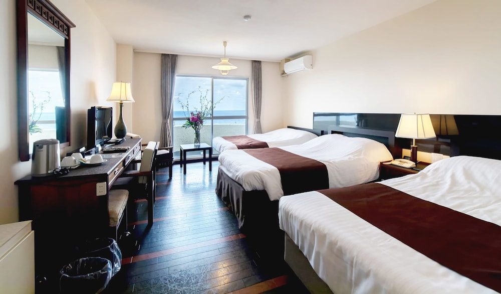 トリプルルーム 禁煙 マウンテンビュー 客室2 | リードパークリゾート八丈島