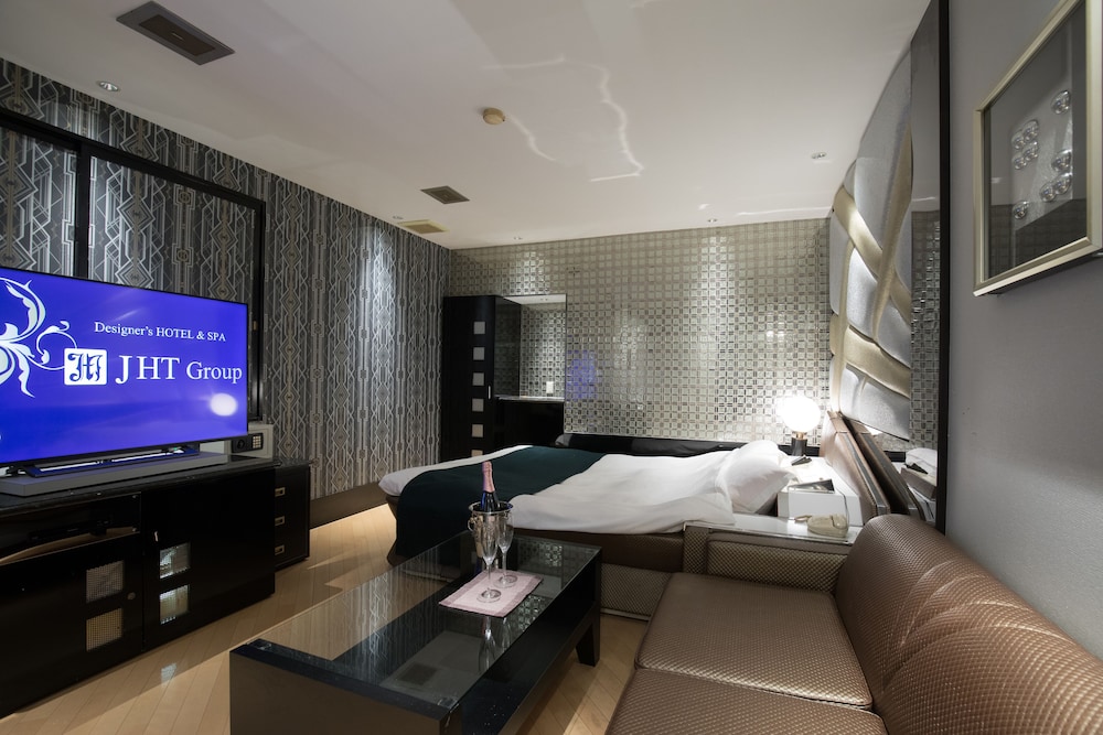 デラックス クイーンルーム 客室2 | ホテルペリエ - 大人限定