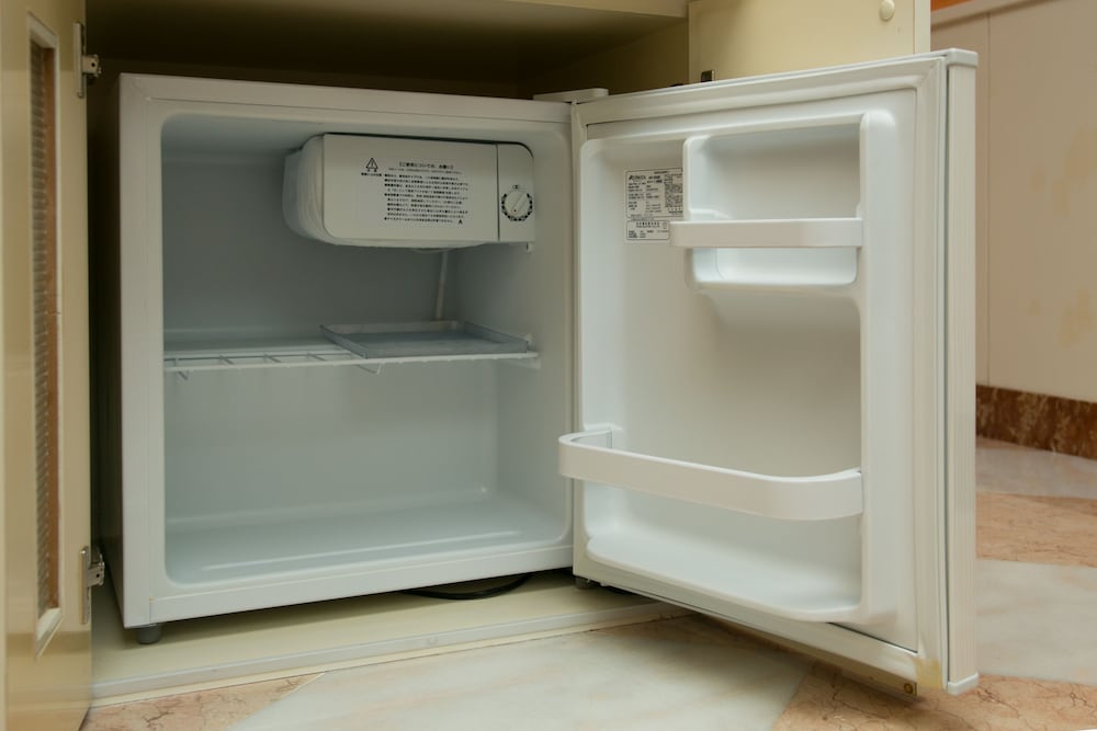 スタンダード クイーンルーム 小型冷蔵庫0 | ホテルペリエ - 大人限定