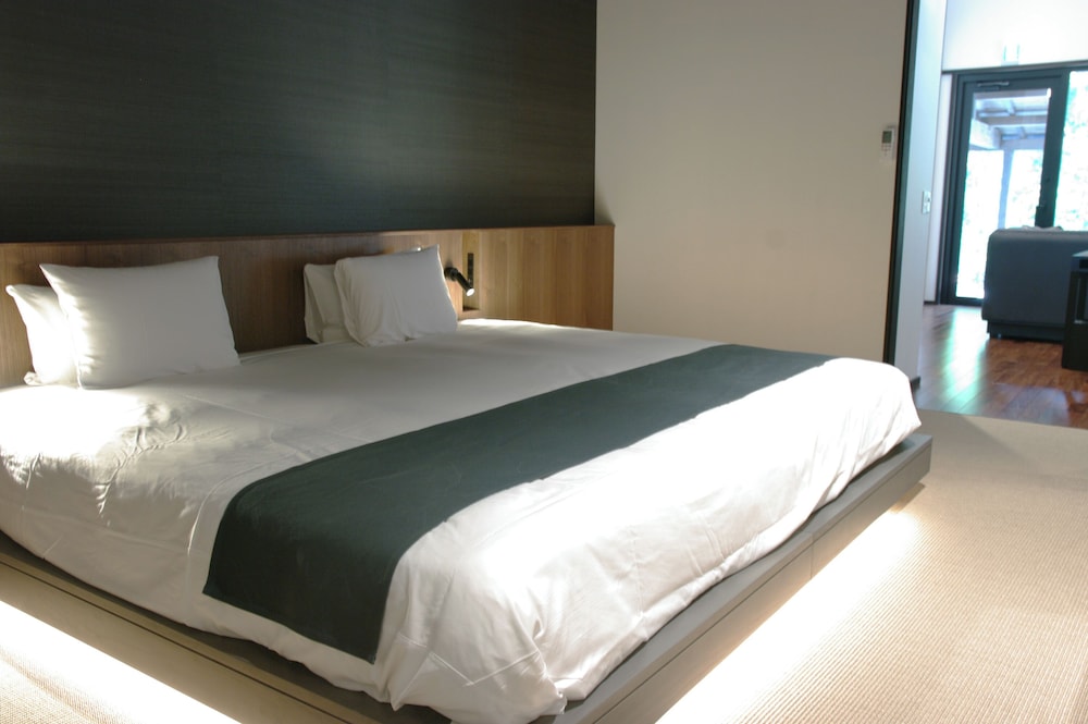 客室1 | 温泉御宿　龍言