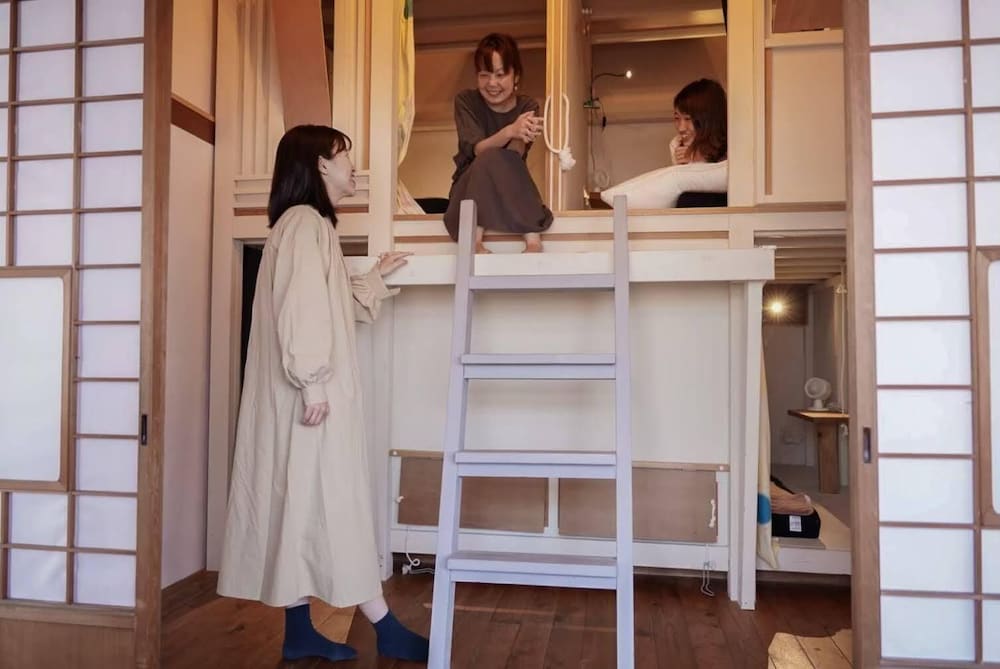 4人éšå± (2段ããã) çŠç
| ãããé§
åãã¹ãã«ïœïœïœ