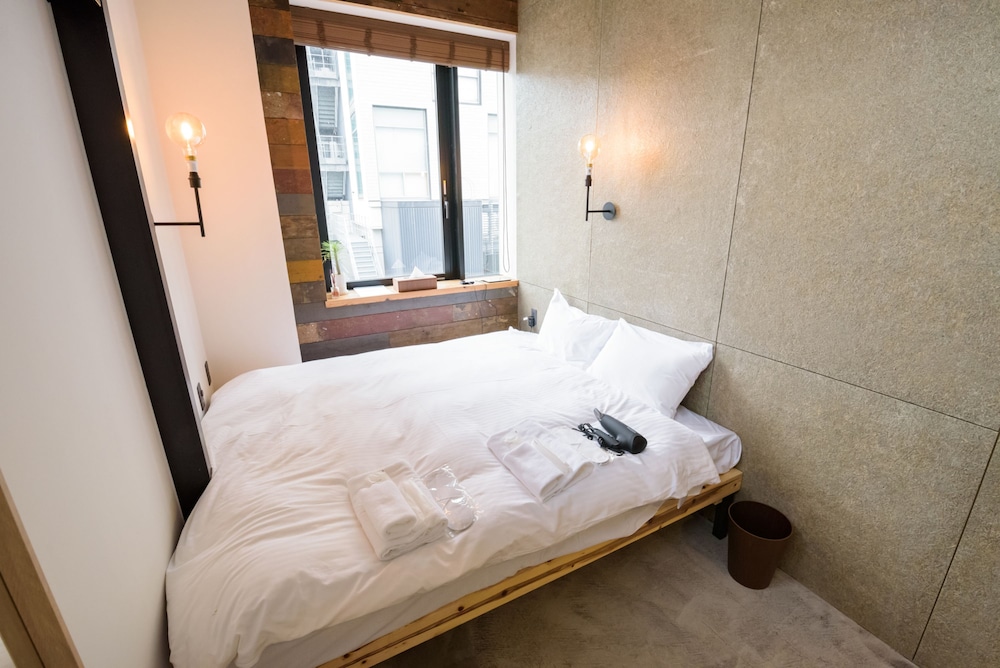 ダブルルーム ダブルベッド 1 台 禁煙 客室6 | mizuka Imaizumi 1 ‐unmanned hotel‐