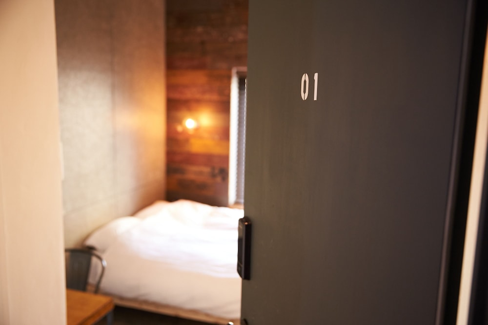 ダブルルーム ダブルベッド 1 台 禁煙 客室5 | mizuka Imaizumi 1 ‐unmanned hotel‐