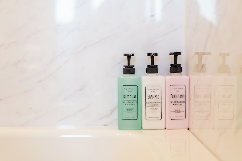 ダブルルーム バスルーム1 | カルタホテル京都祇園