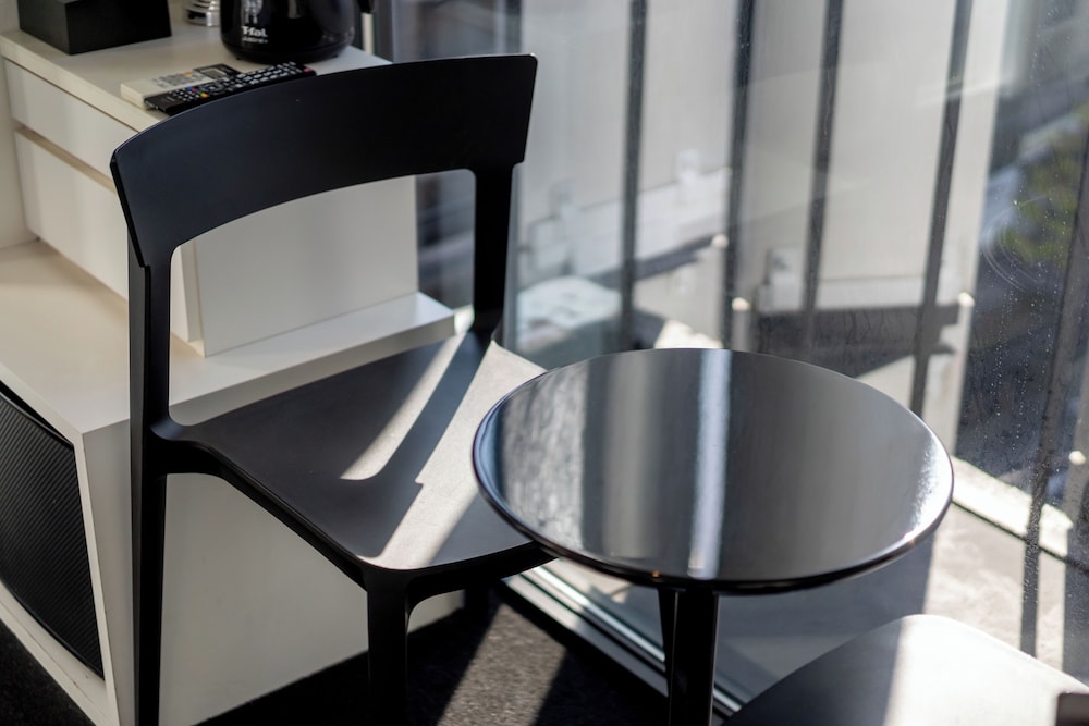 ラージ・ダブルルーム リビング エリア0 | カルタホテル京都祇園