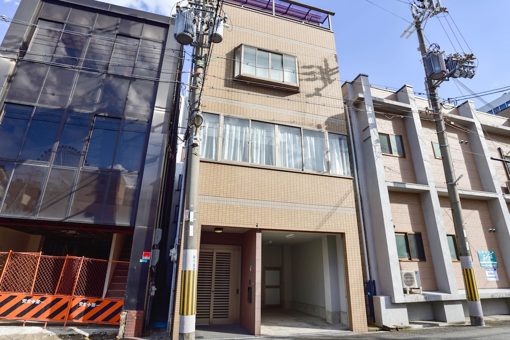 施設の正面1 | ビジュースイーツ 観覧車ビュー 施設の正面1 | ビジュースイーツ 観覧車ビュー