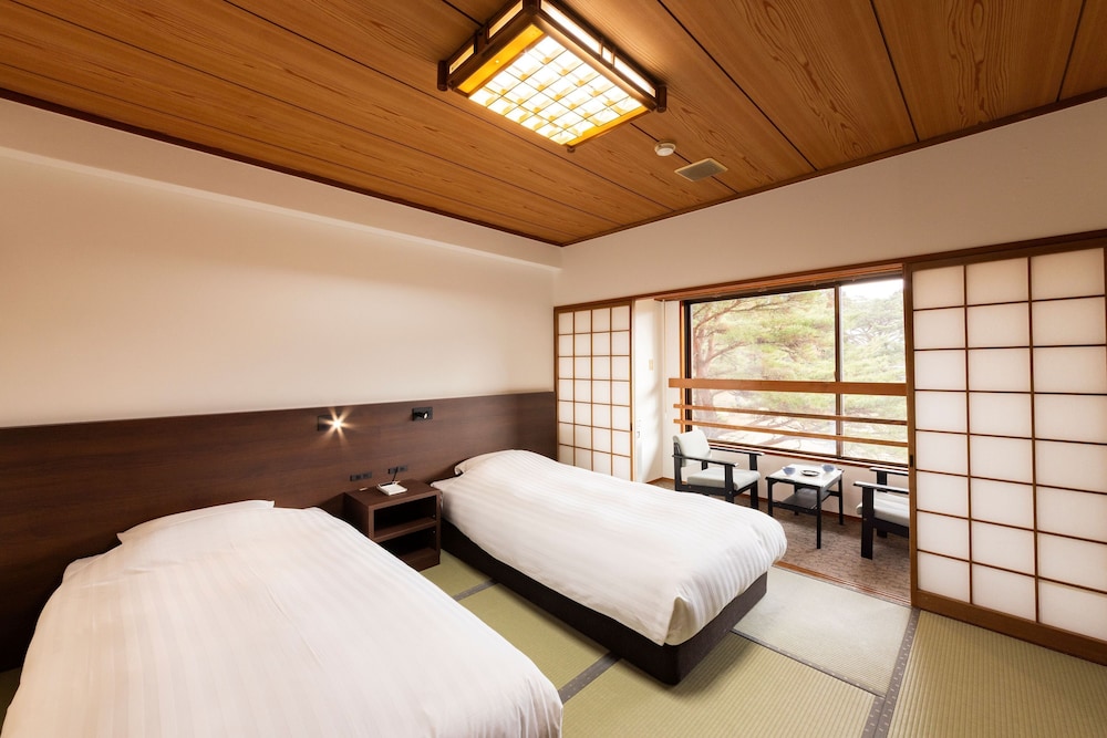 和ベッド8畳 禁煙 (バスなし) | 阿蘇 梅園 SPA RESORT