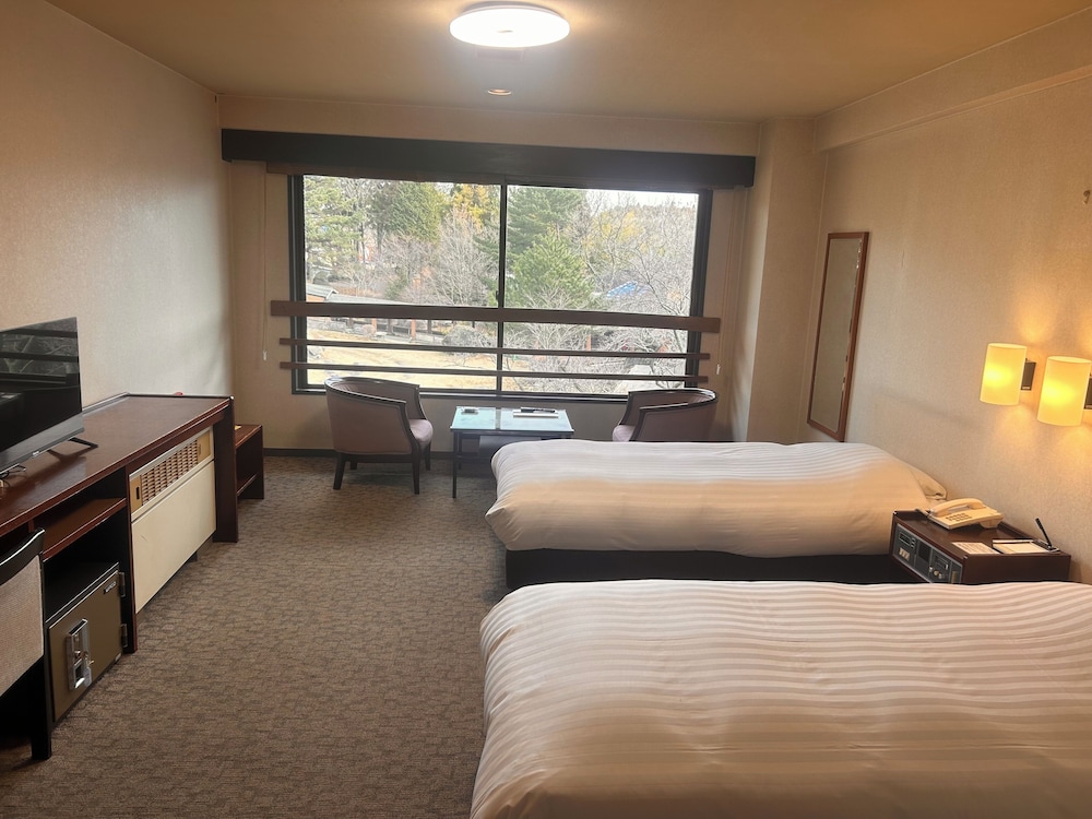 洋室 禁煙 (バスなし) 客室1 | 阿蘇 梅園 SPA RESORT