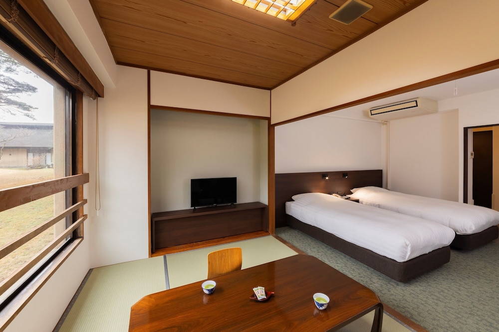 和洋室 禁煙 (バスなし) 客室1 | 阿蘇 梅園 SPA RESORT