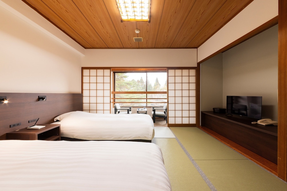 和ベッド8畳 禁煙 (バスなし) 客室3 | 阿蘇 梅園 SPA RESORT