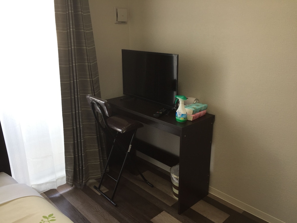 スタンダード ダブルルーム ダブルベッド 1 台 客室の設備とサービス0 | Mr.KINJO in MAEHARA