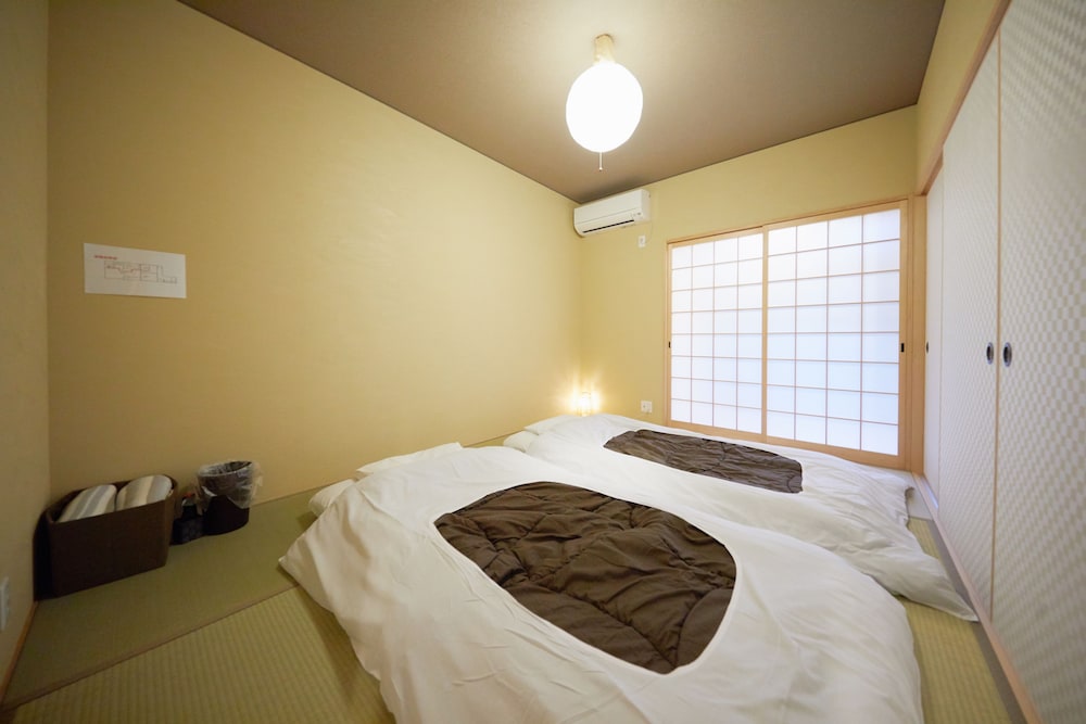客室1 | 宮崎屋