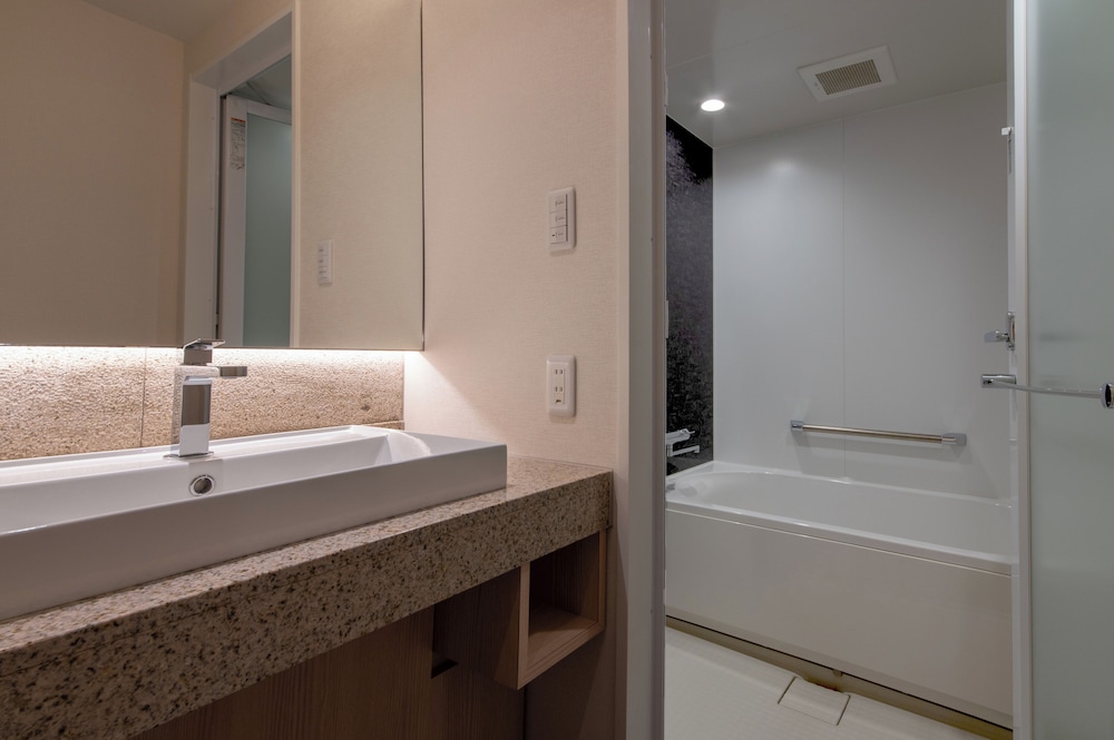 デラックス ツインルーム (1-2名用) バスルーム0 | ホテルビスタ金沢