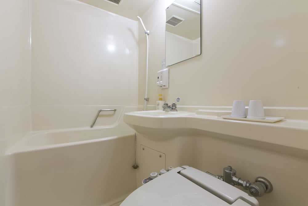 エコノミー ツインルーム 禁煙 バスルーム0 | ホテルエスプル広島平和公園