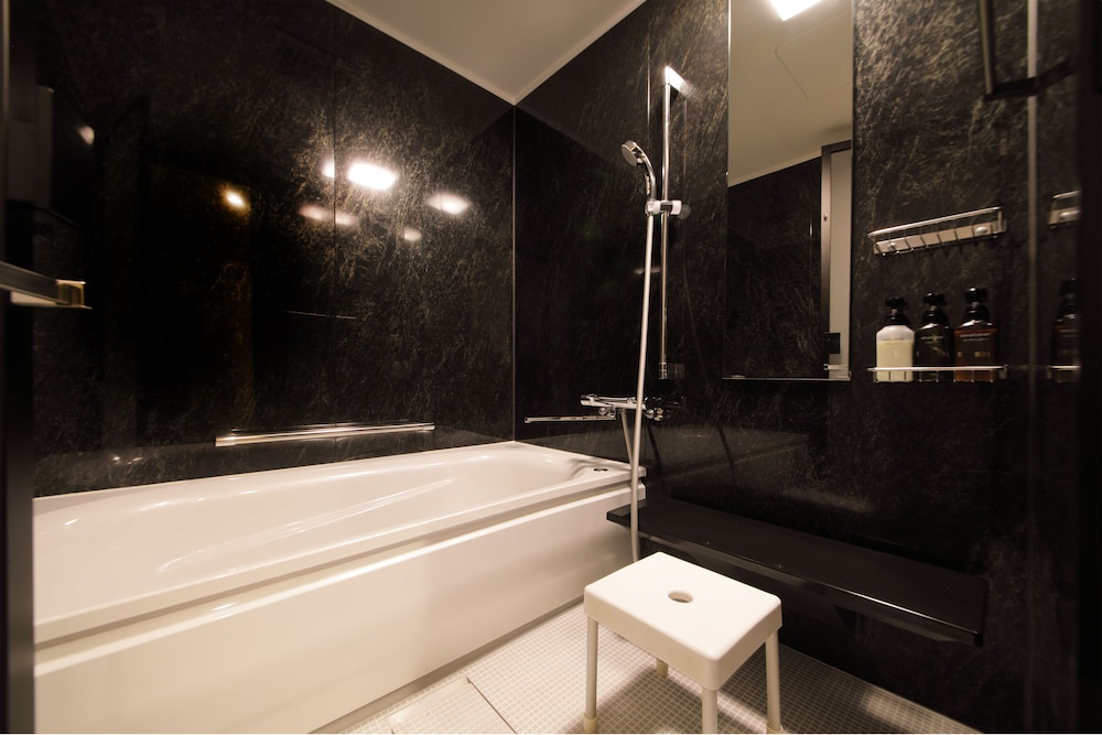 スイート バスルーム0 | R.STAR HOSTEL KYOTO JAPAN