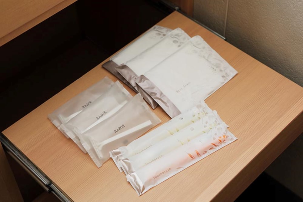 4 人部屋 共用バスルーム 客室の設備とサービス0 | R.STAR HOSTEL KYOTO JAPAN